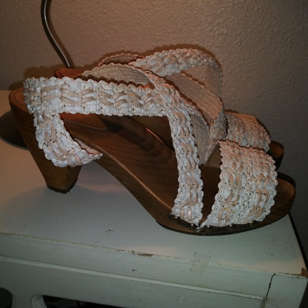 Dansko wrap around heels